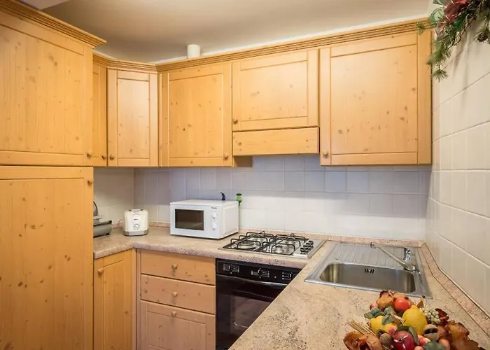 アパート Cozy Near Cortina *